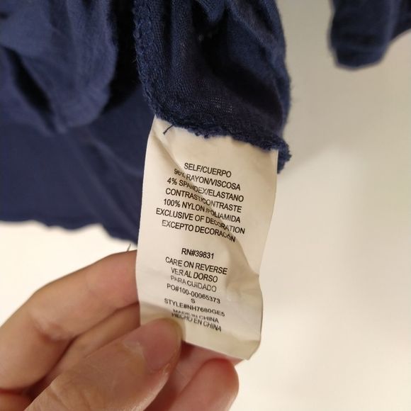 Rewind Woman's Lace Navy Blouse Top Shirt Size S - Picture 3 of 6